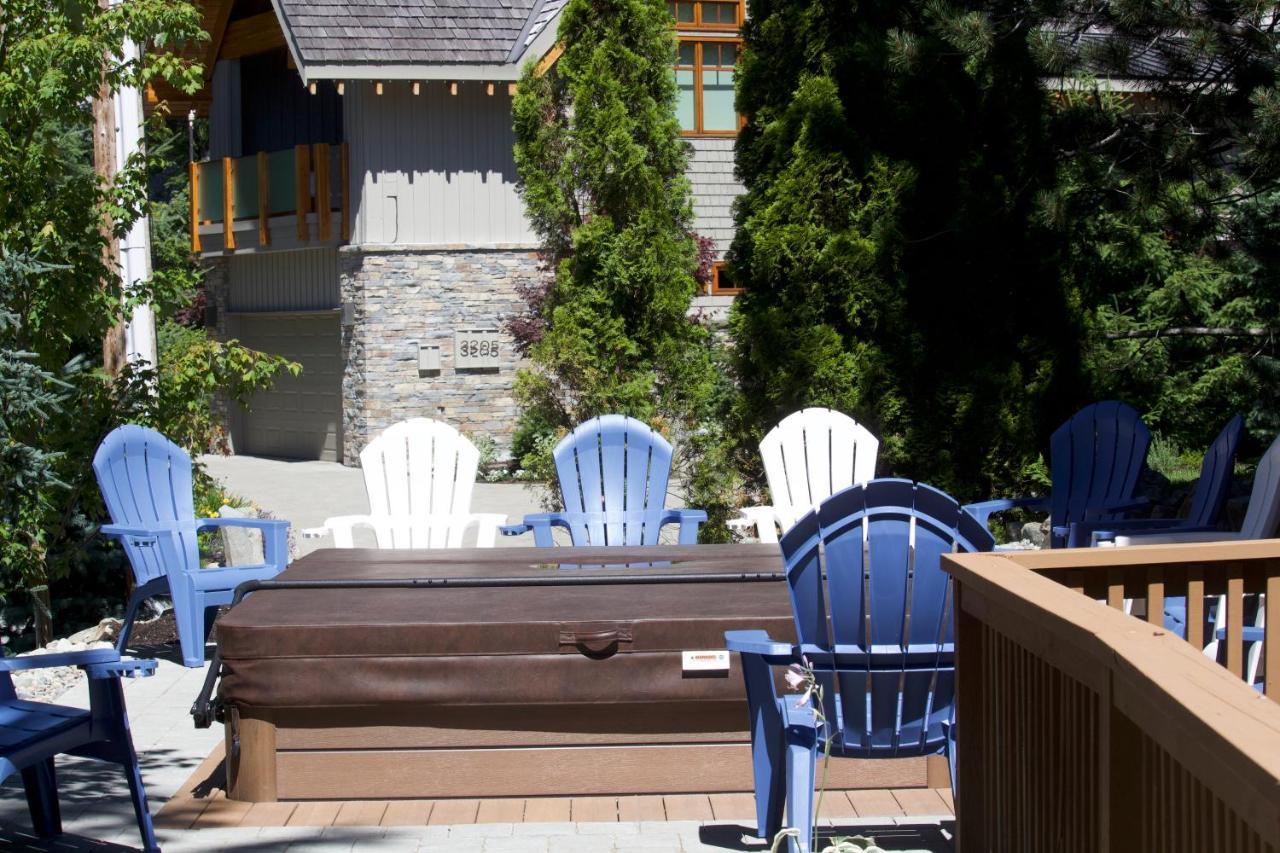 Whistler Alpine Chalet Retreat & Wellness Villa Exterior photo